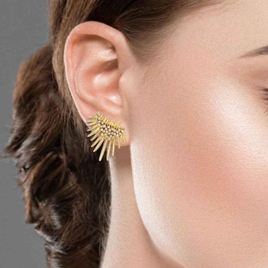 Earring Hueb | 18 Karat Tribal Yellow Gold Earring With Vs-Gh Diamonds